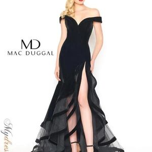 Black Mac Duggal dress size 16
